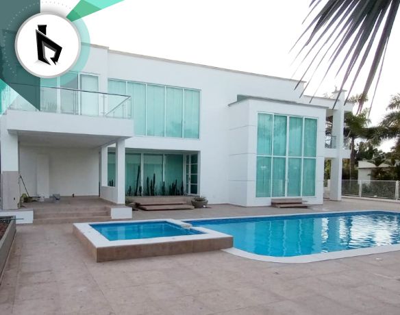 Piscinas y jacuzzi en Mosquera